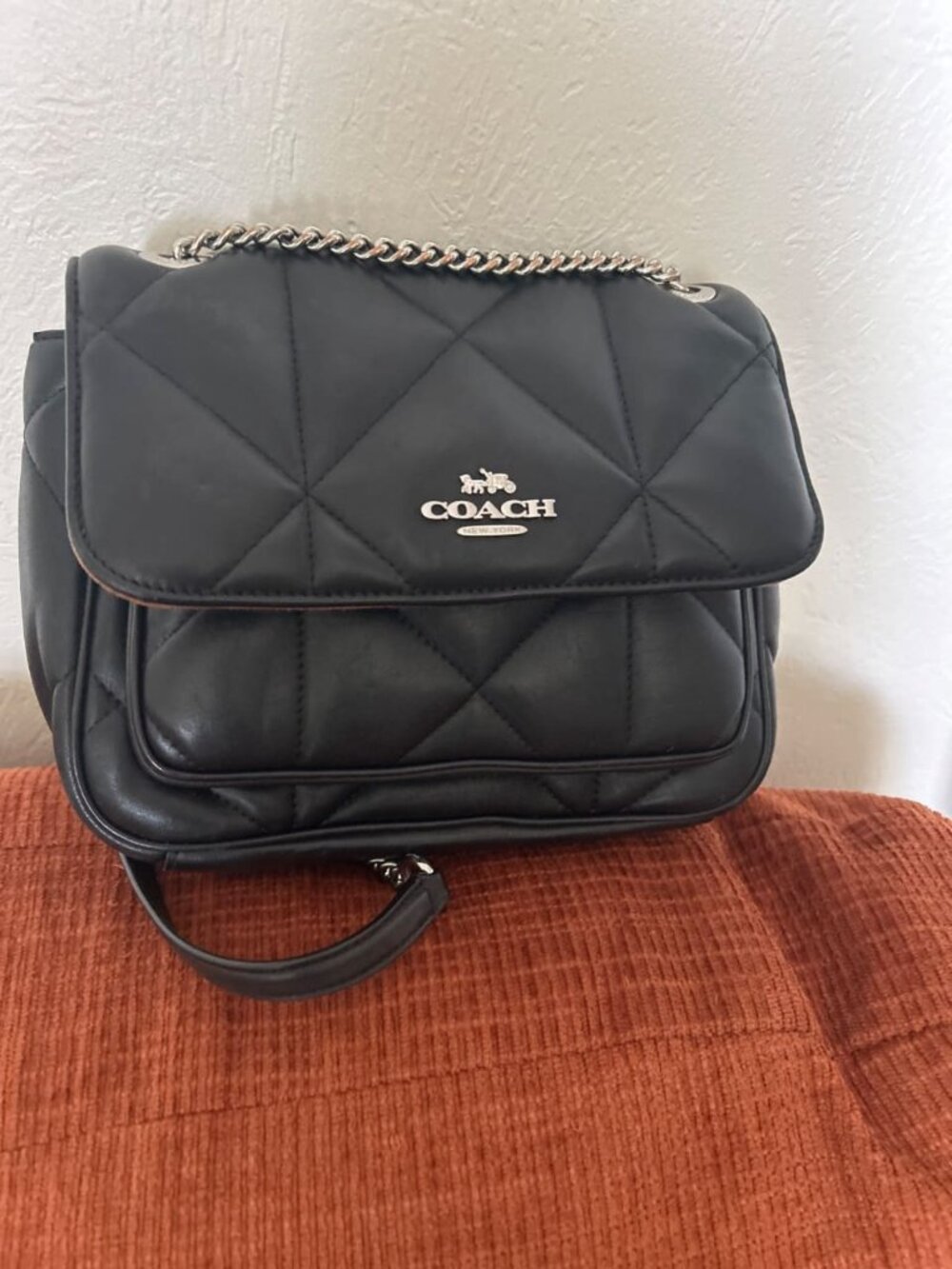 Coach Klare Crossbody 25 With Puffy Diamond Quilting Black / Silver hardware Ve…